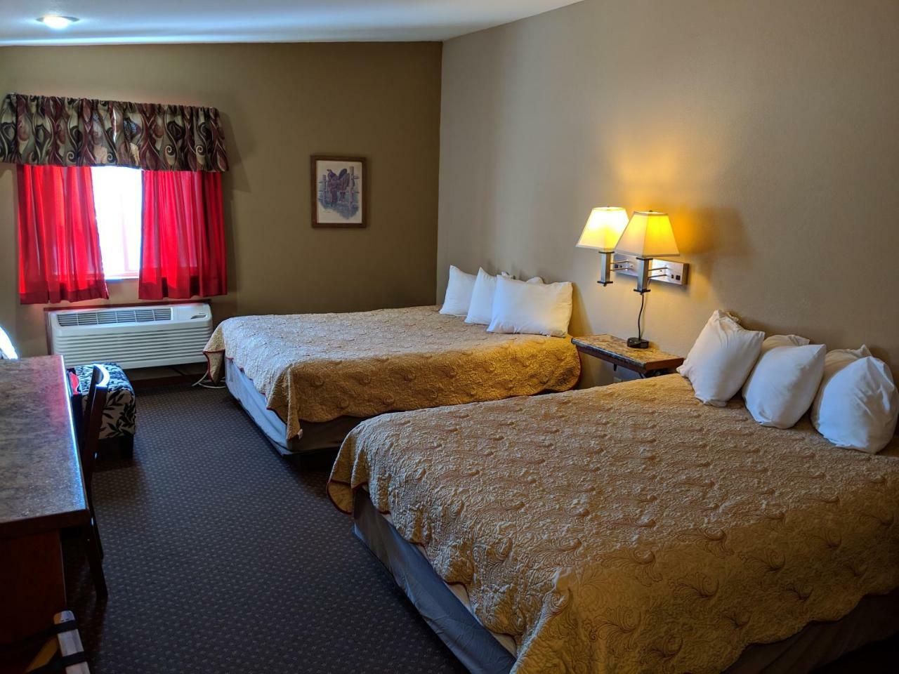 Sagebrush Inn & Suites Broadus Eksteriør bilde