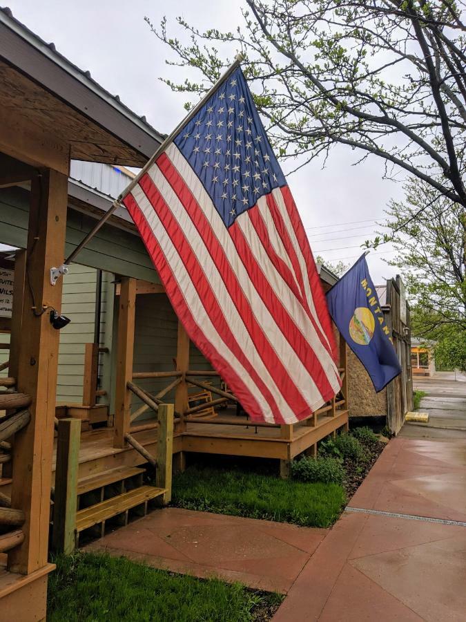 Sagebrush Inn & Suites Broadus Eksteriør bilde