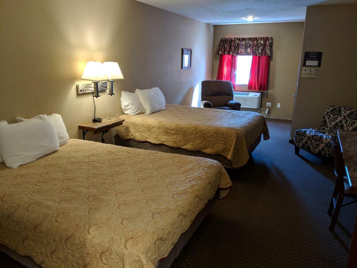 Sagebrush Inn & Suites Broadus Eksteriør bilde